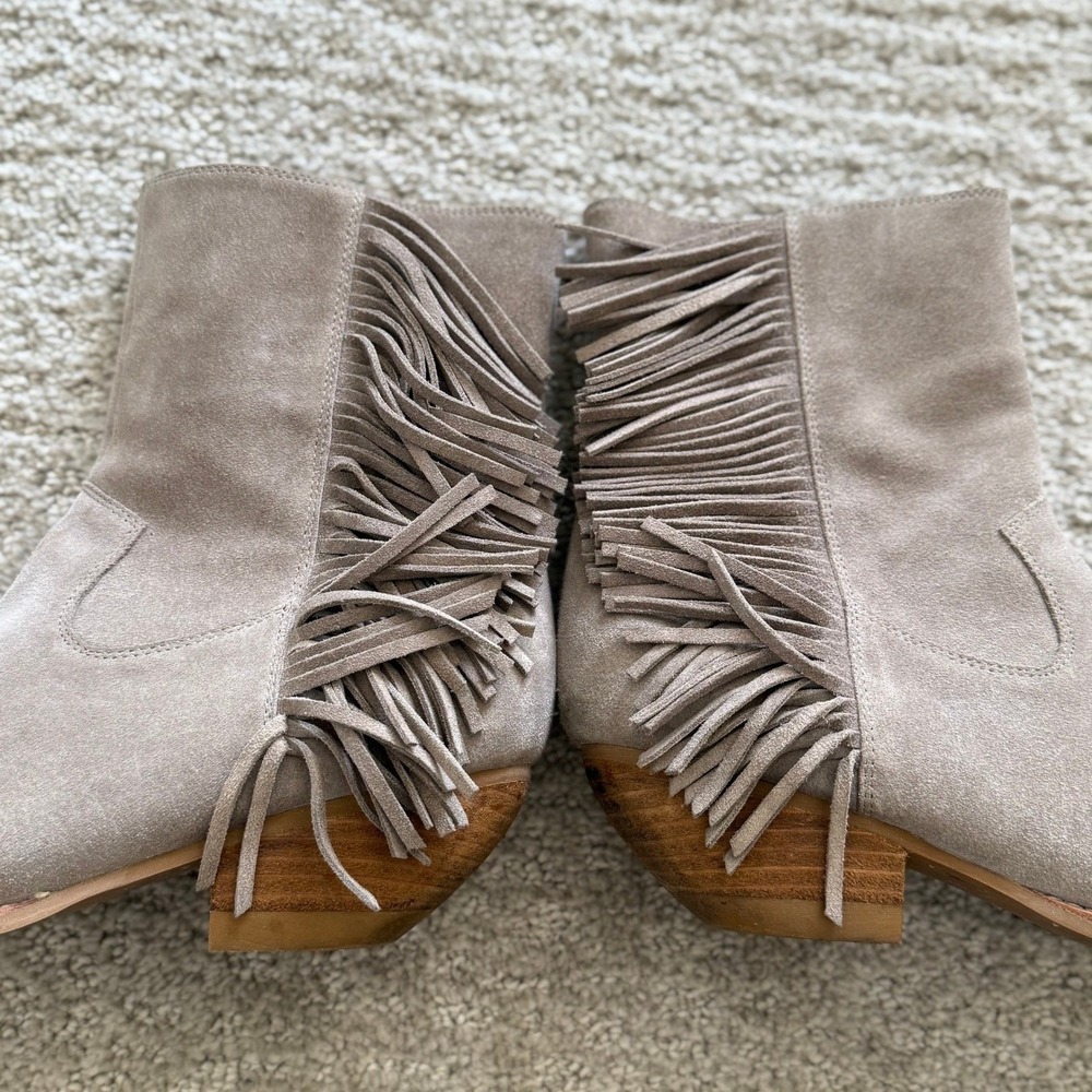 JEFFREY CAMPBELL Hastings Suede Fringe Western Ankle Boots WOMEN 8.5 Taupe BOHO - Picture 7 of 12